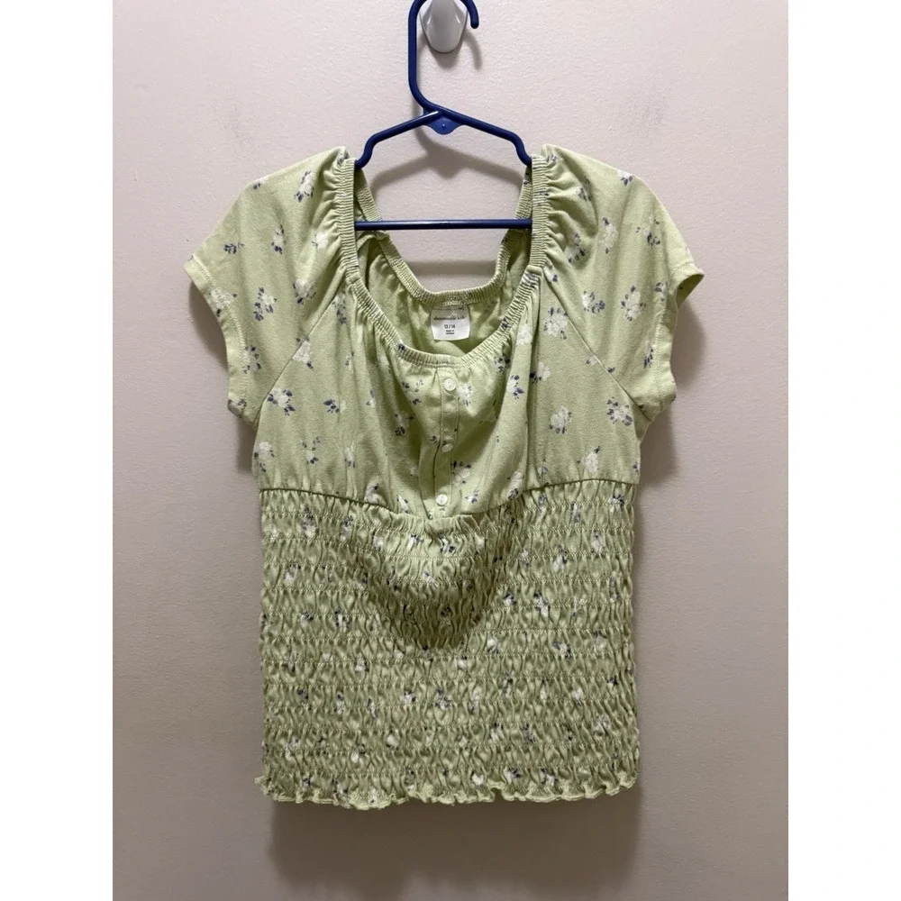 Abercrombie‎ Kids Green Floral Smocked Short Sleeve Top – Size 13/14